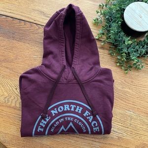 Men’s Northface hoodie